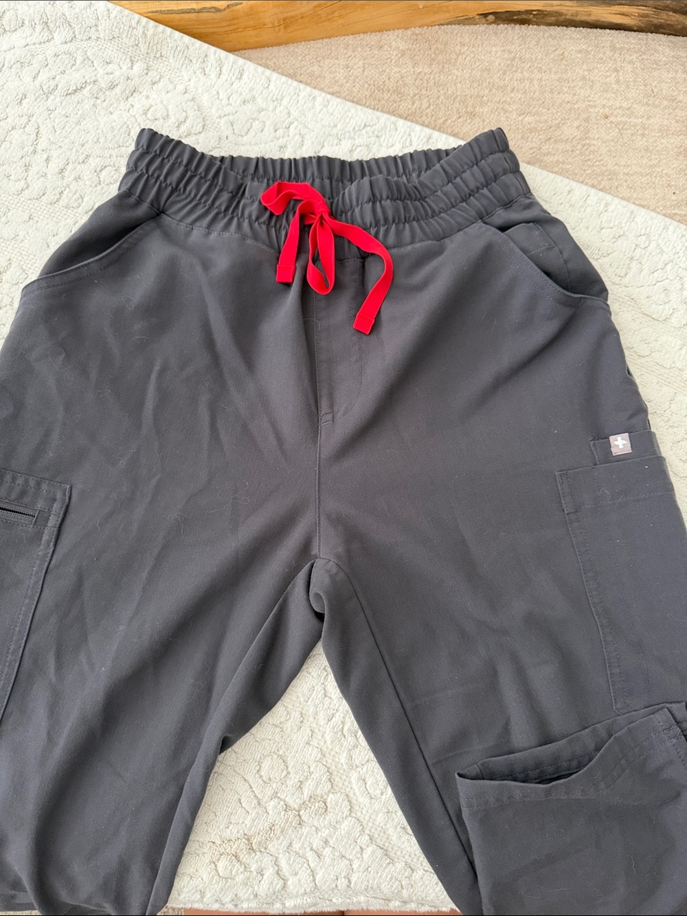 Figs Black Elastic-Waist Cargo Pants with Back Patch Pockets